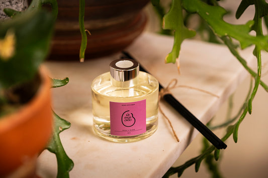 Reed Diffuser - Peony & Suede | 100ml